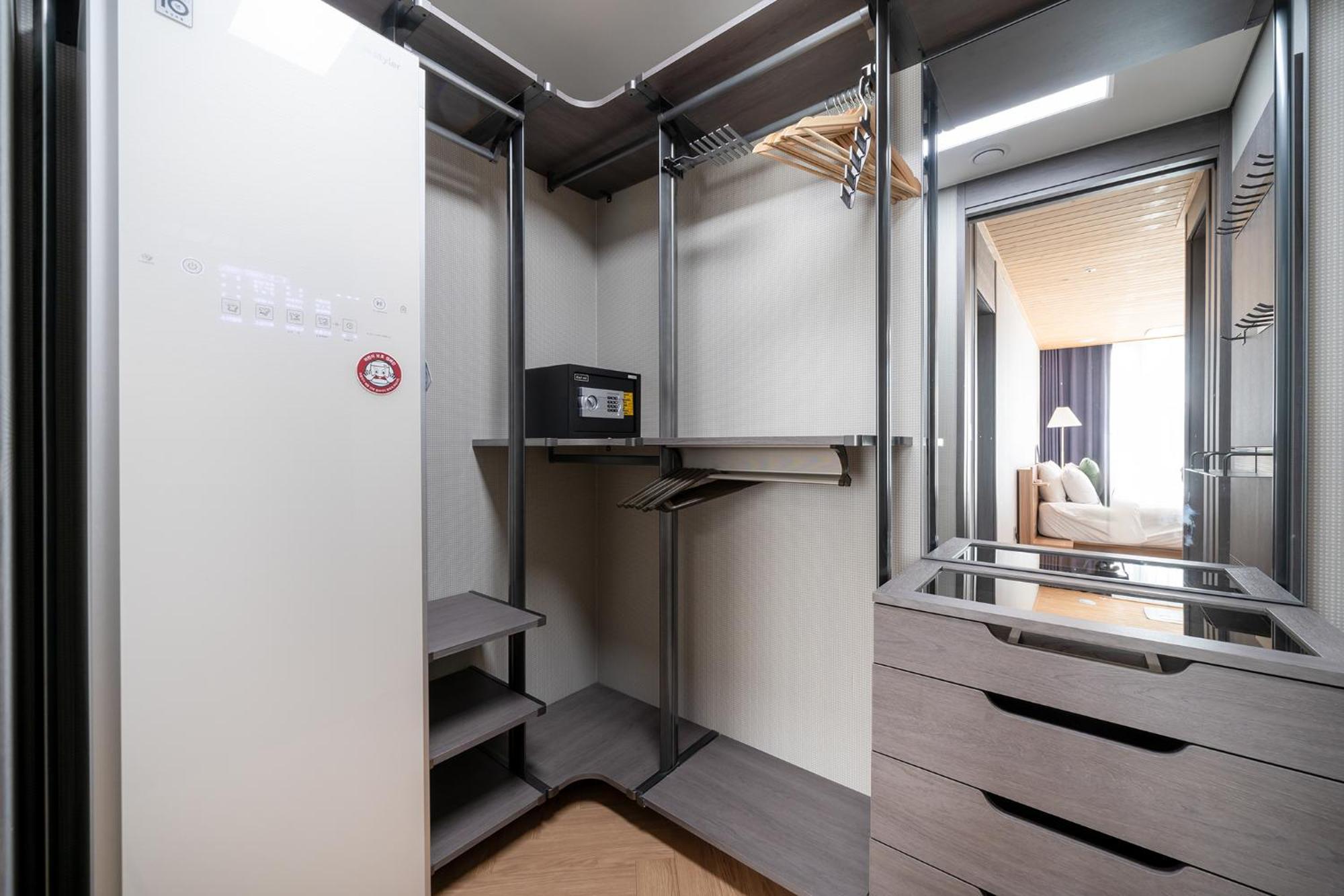 Brown Suites Busan Station Eksteriør billede
